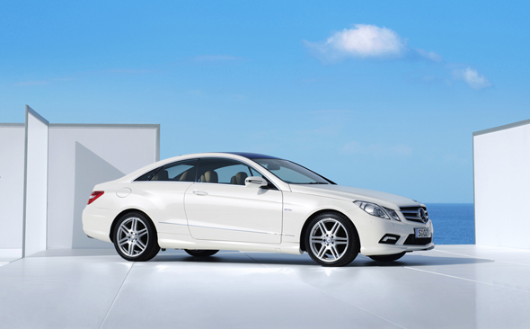 E250CGI BlueEFFICIENCY Coupé（E250CGIブルーエフィシェンシークーペ）