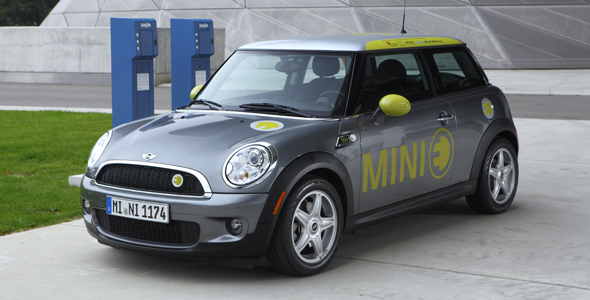 MINI（ミニ） 電気自動車MINI Eを一般ユーザーが実証試験