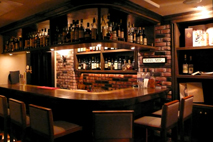 Lounge&Bar　KASHMIR / 老舗Barが新宿3丁目に移転し、リニューアルオープン！